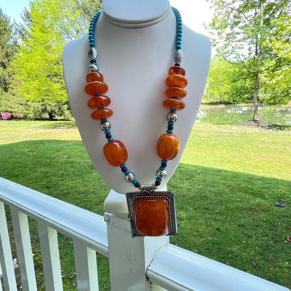 NECKLACE - Picture 6 of 7
